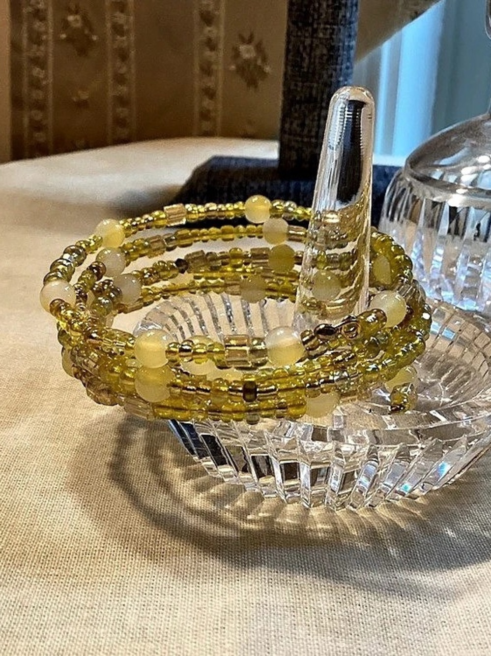 NWT. Golden Yellow Memory Wire Bracelet